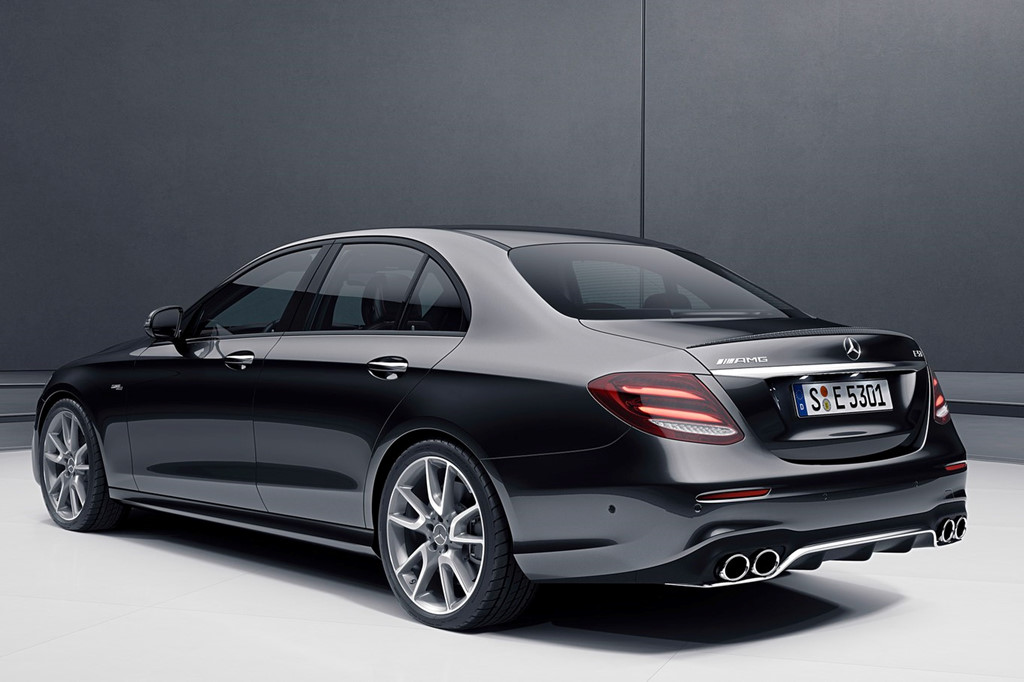 Mercedes E-Class 2019 nâng cấp động cơ, thêm nhiều công nghệ mới